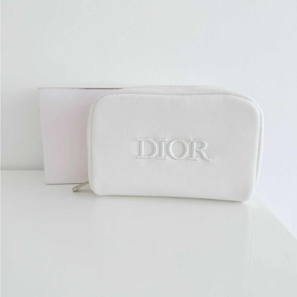 Brand New Christian Dior Beauty GWP White Make-up Pouch with Logo Brand New